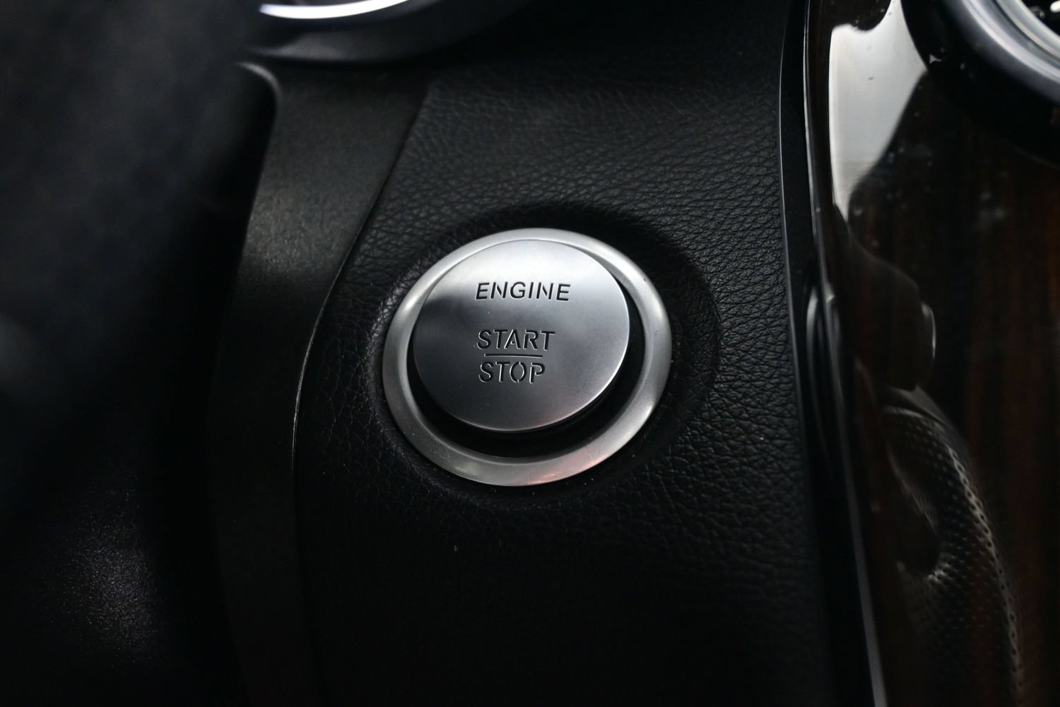 Used 2019 Mercedes-Benz GLC 300 4MATIC image 22
