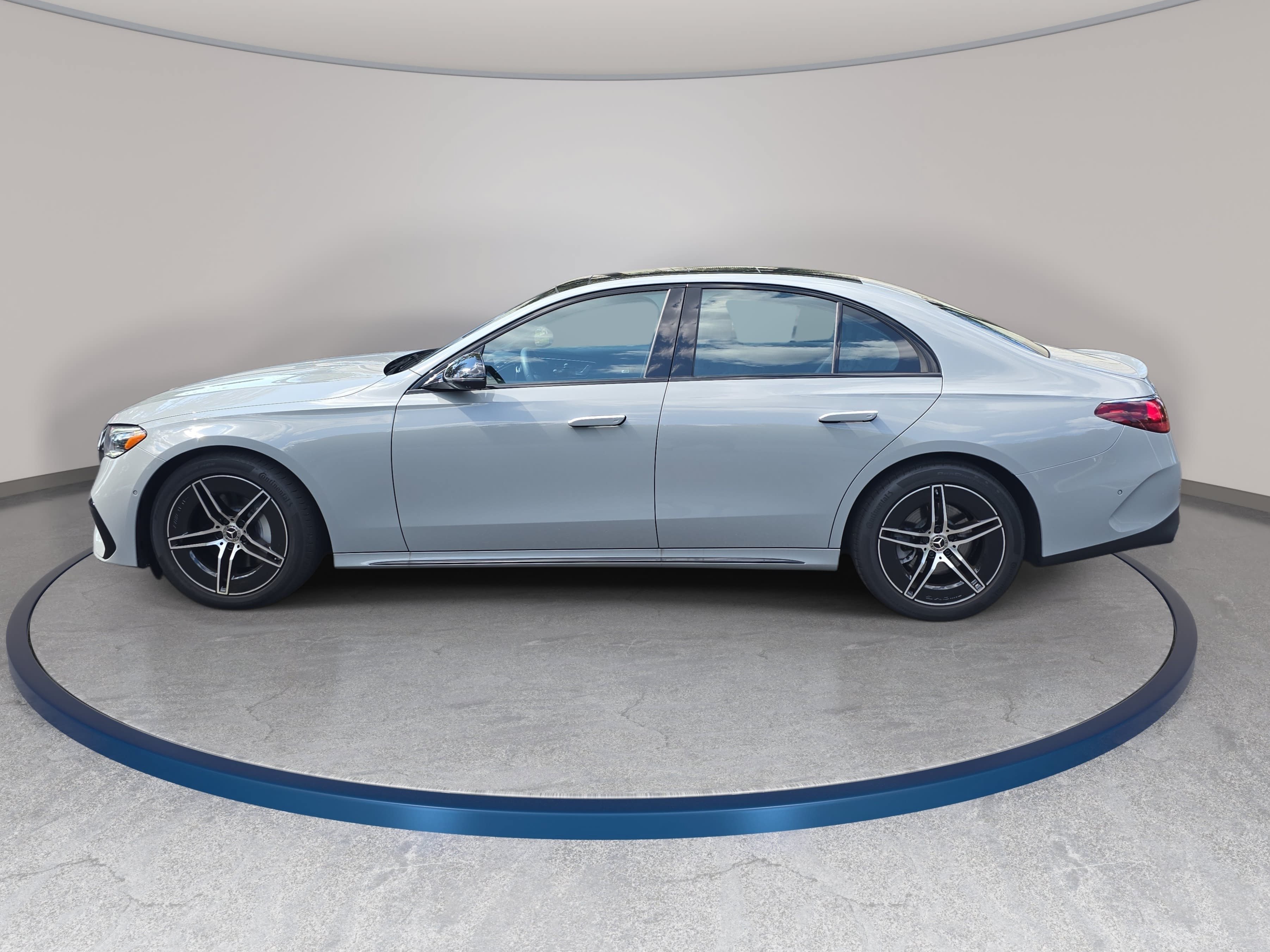 Certified 2025 Mercedes-Benz E 350 4MATIC Sedan image 8