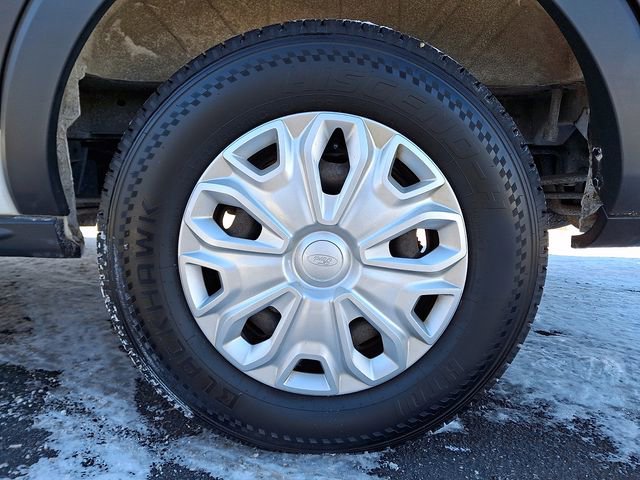 Used 2015 Ford Transit 150 XLT image 10