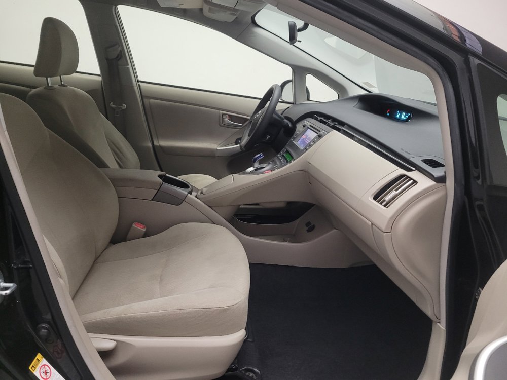 Used 2015 Toyota Prius Two FWD image 21