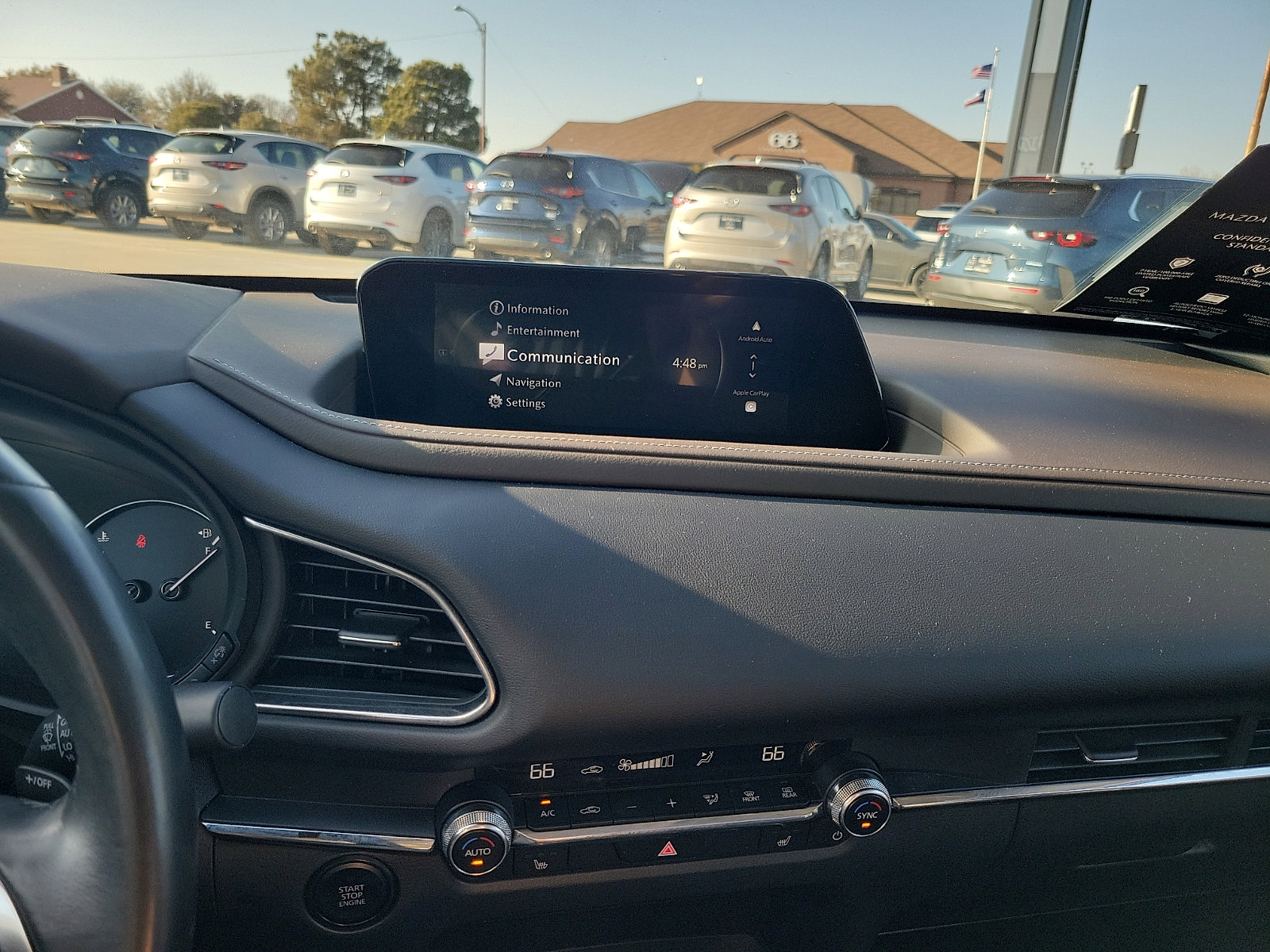 Used 2024 MAZDA CX-30 AWD 2.5 S w/ Premium Package image 17