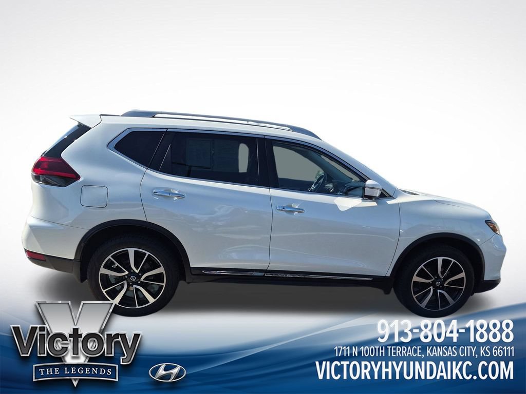 Used 2019 Nissan Rogue SL w/ Premium Package AWD/4WD image 6