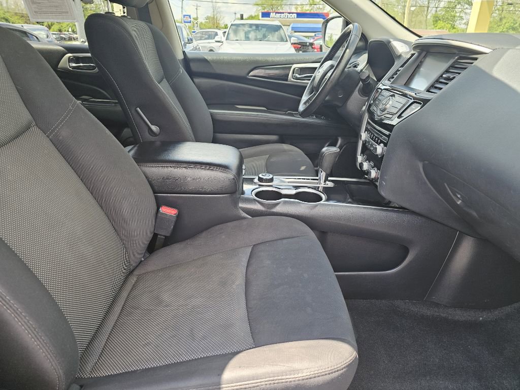 Used 2020 Nissan Pathfinder SV AWD/4WD image 40