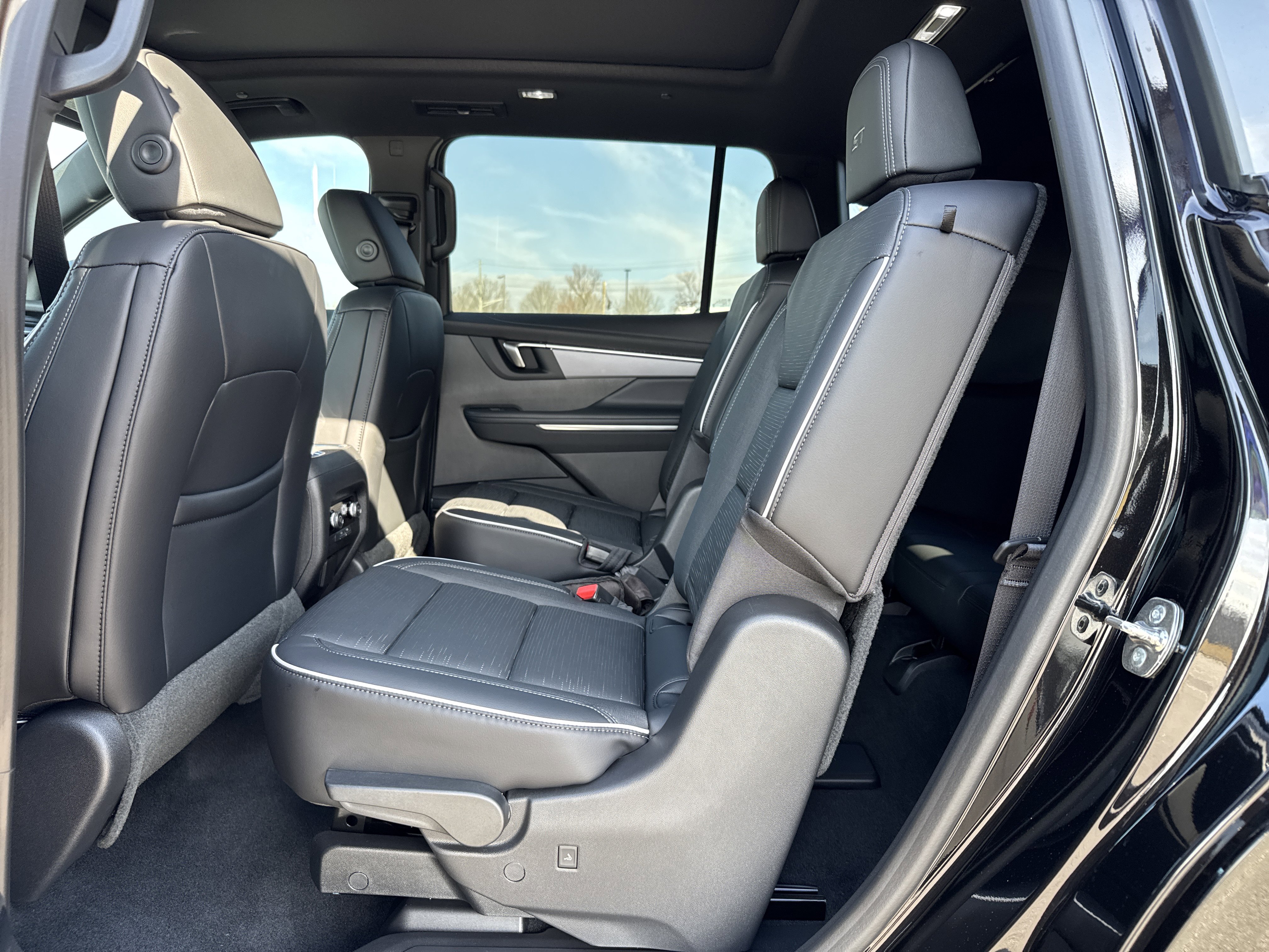 New 2026 Buick Enclave Sport Touring w/ Power Package image 29