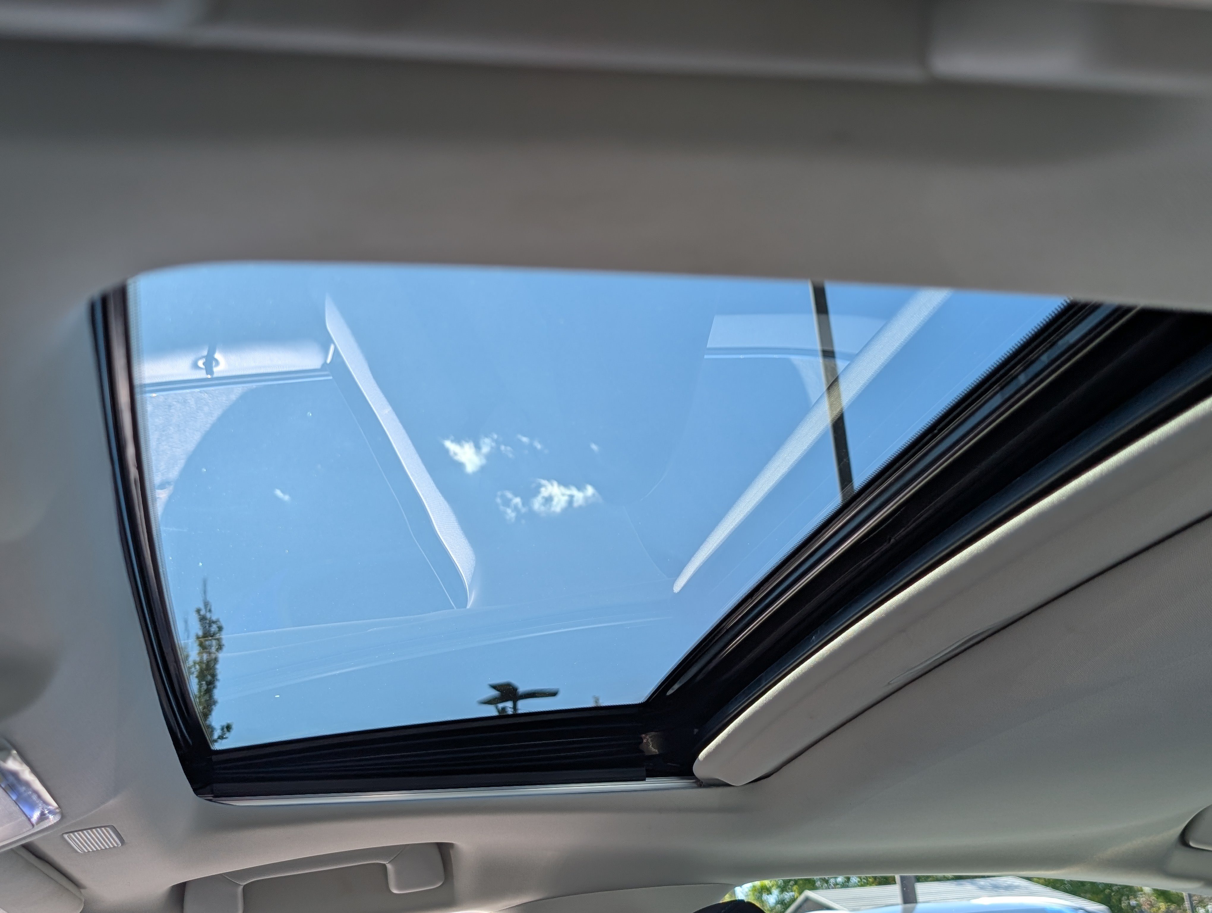 Certified 2025 Lexus ES 350 w/ Premium Package FWD image 18