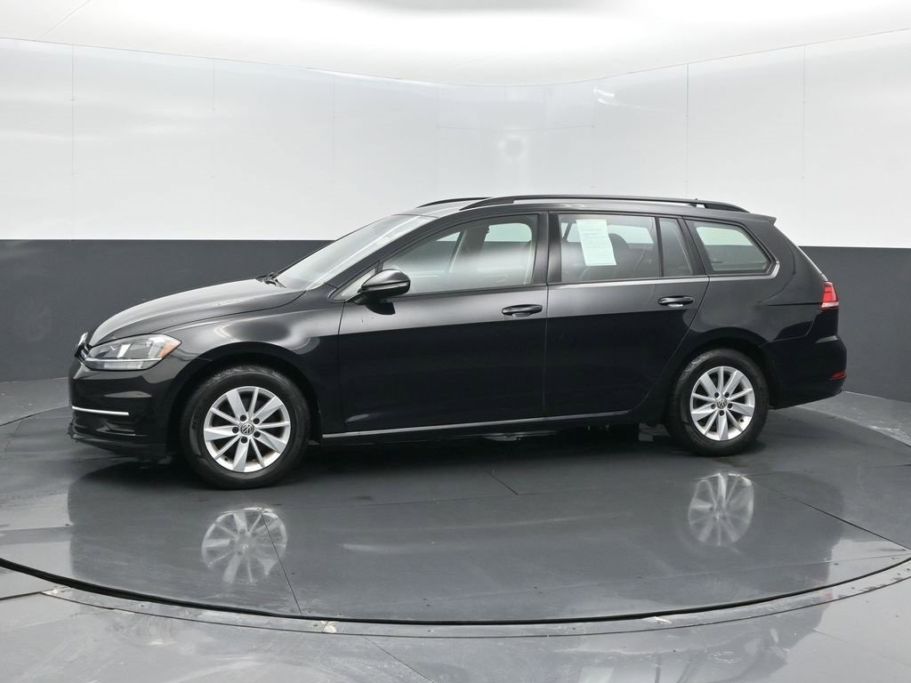 Used 2018 Volkswagen Golf S image 10