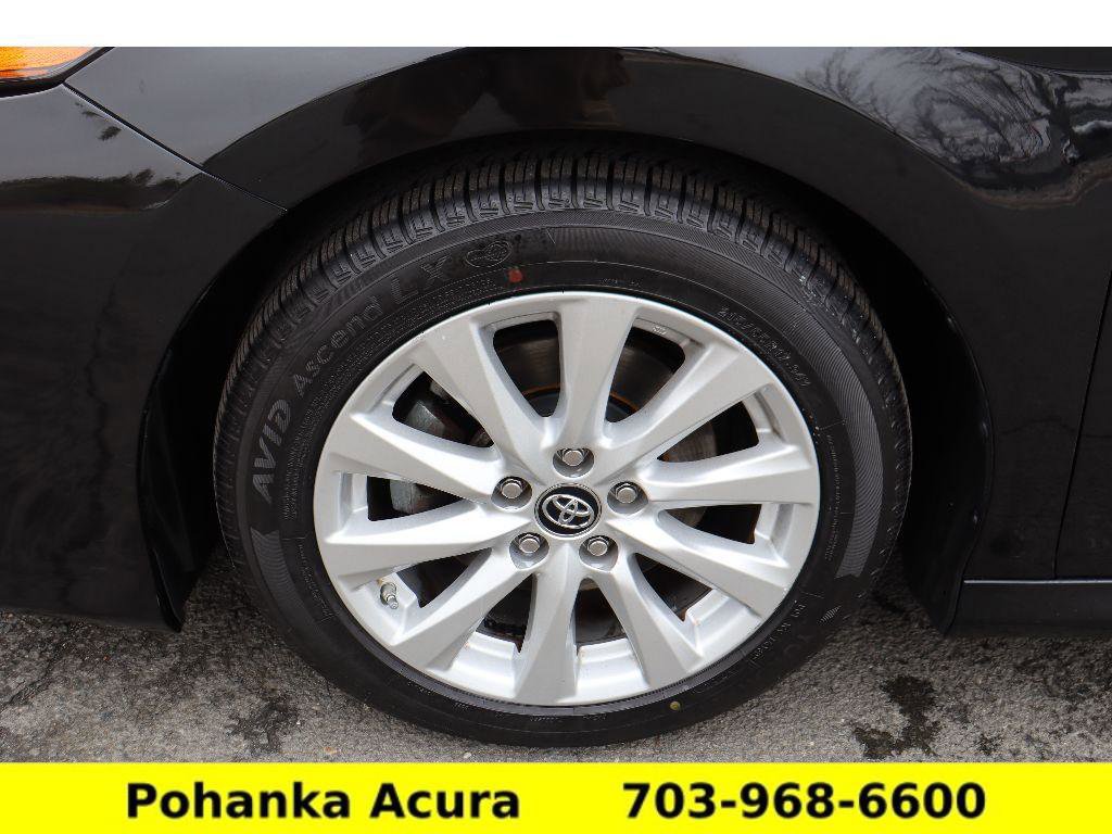 Used 2019 Toyota Camry LE image 25