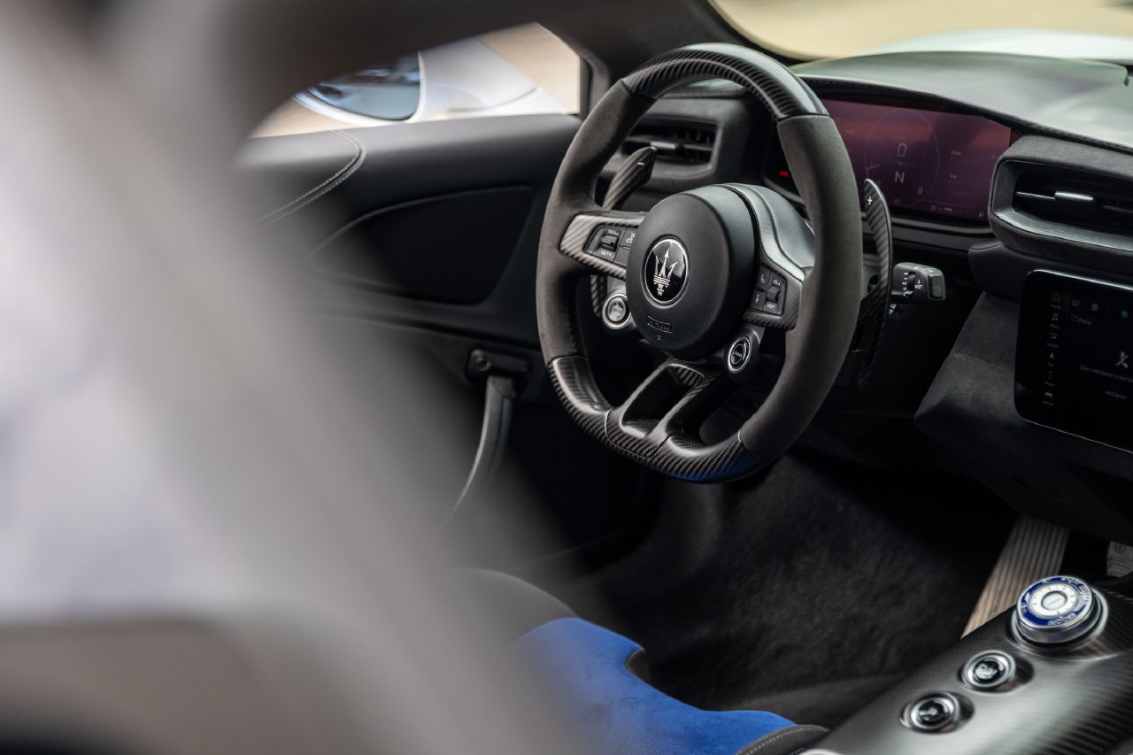 Used 2022 Maserati MC20 Coupe RWD image 49
