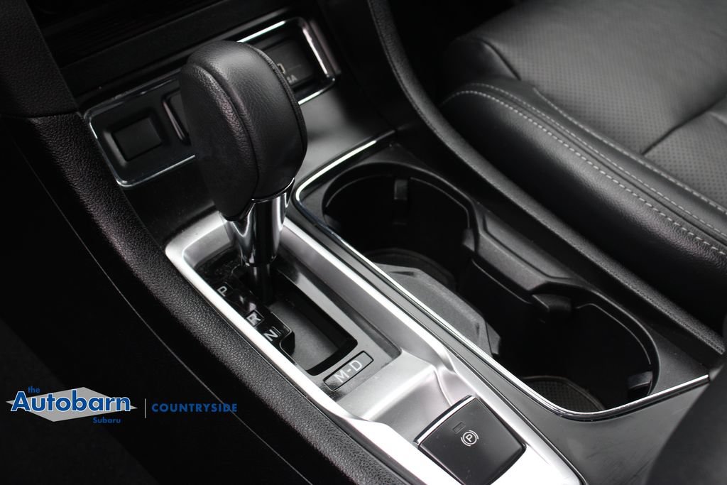 Used 2023 Subaru Ascent Limited AWD/4WD image 18