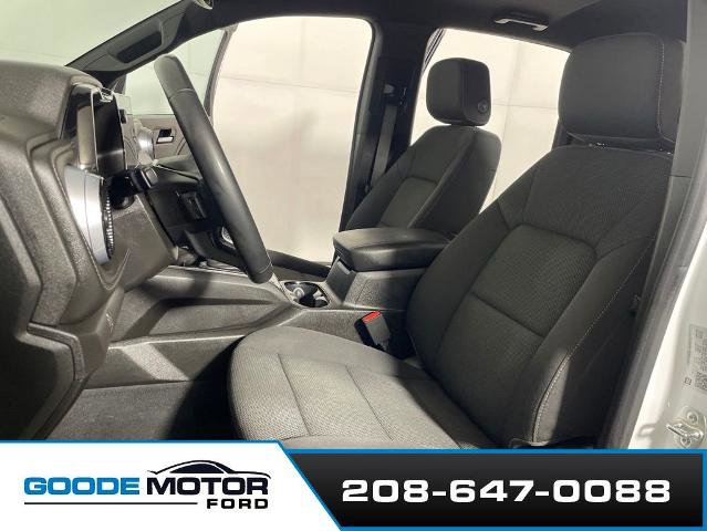 Used 2024 Chevrolet Colorado LT w/ LT Convenience Package II AWD/4WD image 11