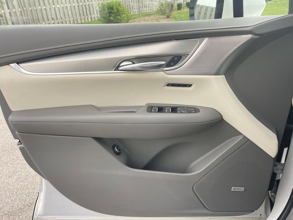 Used 2021 Cadillac XT5 Premium Luxury AWD/4WD image 24