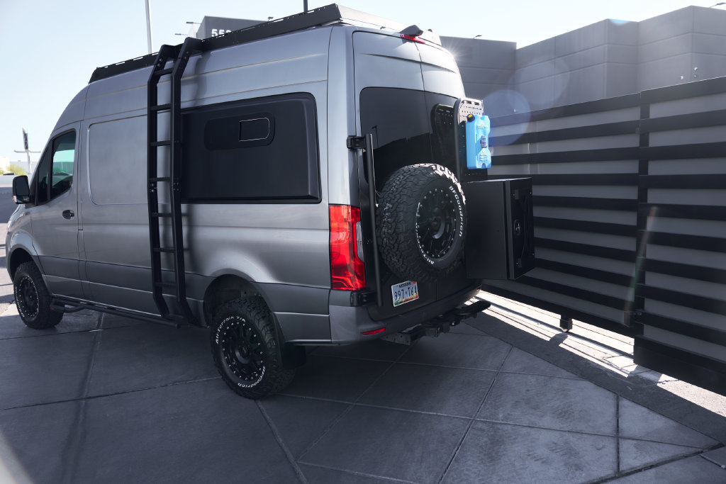Used 2021 Mercedes-Benz Sprinter 2500 image 11
