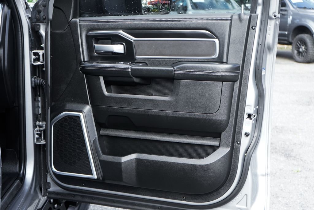 Used 2022 RAM 2500 Laramie w/ Night Edition AWD/4WD image 43