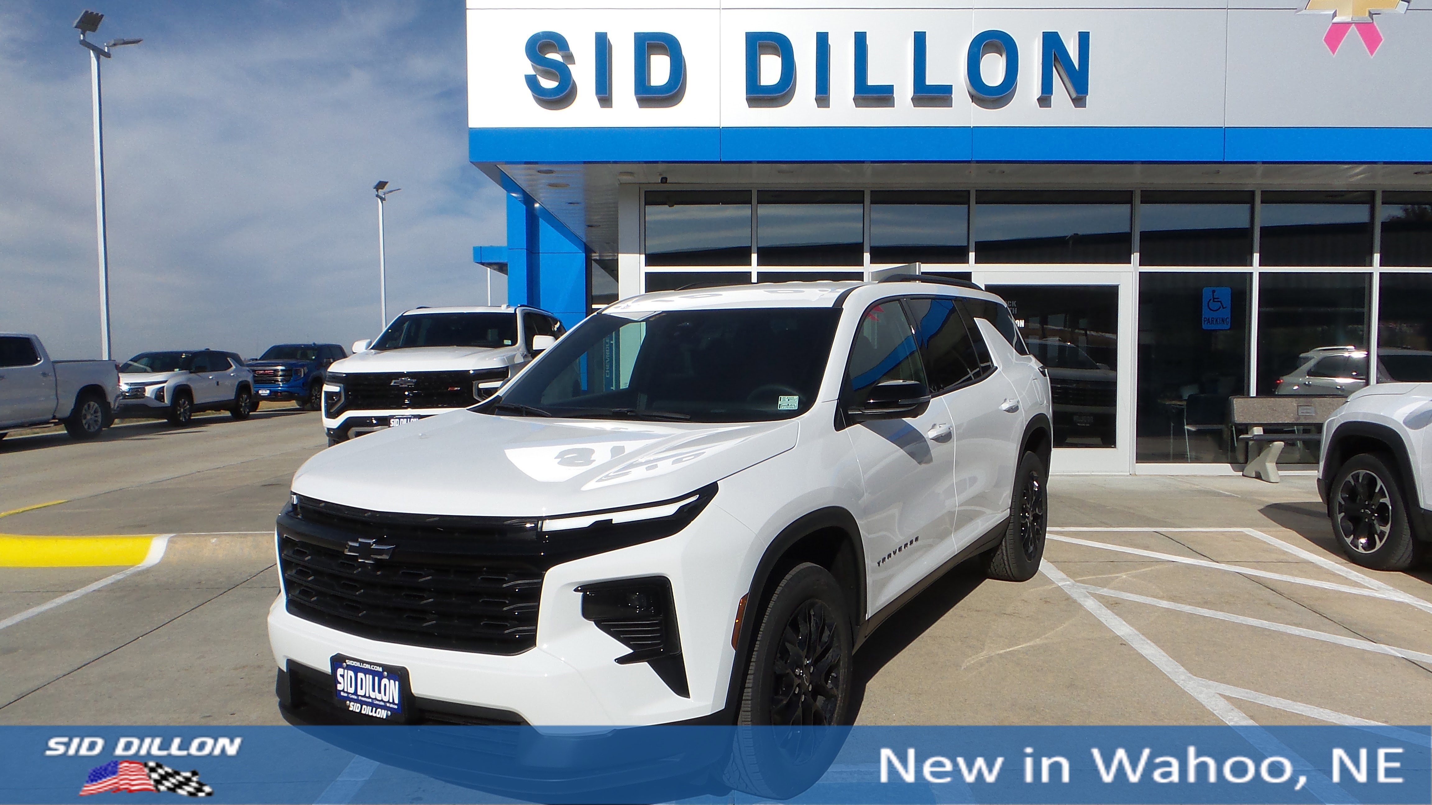 New 2026 Chevrolet Traverse LT w/ Midnight/Sport Edition image 1