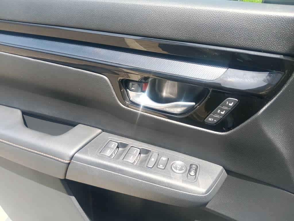 Used 2024 Honda CR-V Sport Touring image 16