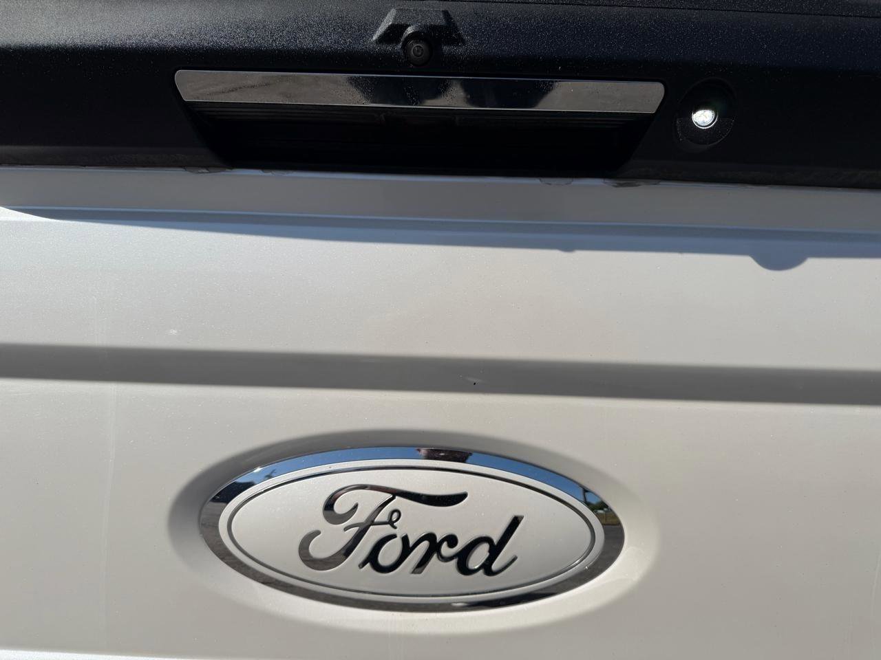 Used 2018 Ford F350 Lariat w/ Lariat Ultimate Package image 21