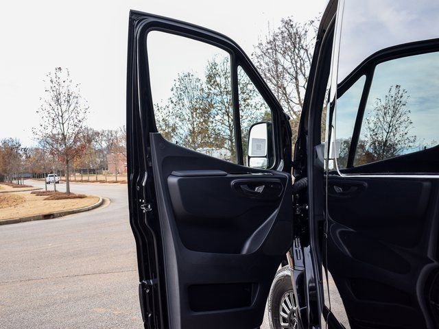 New 2026 Mercedes-Benz Sprinter 2500 image 15