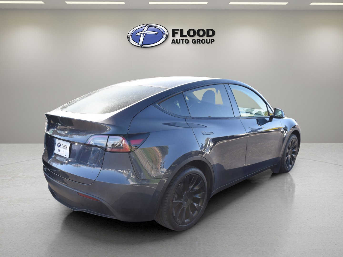 Used 2021 Tesla Model Y Long Range image 4