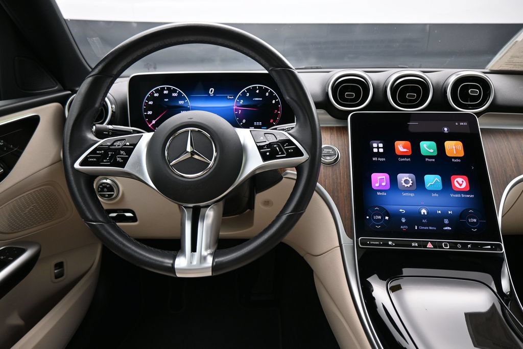 Used 2025 Mercedes-Benz C 300 Sedan image 16