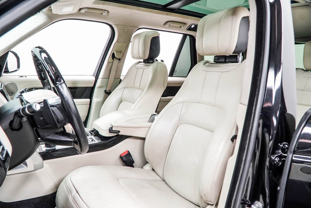 Used 2019 Land Rover Range Rover HSE image 42