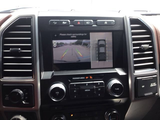 Used 2018 Ford F150 Platinum w/ Equipment Group 701A Luxury AWD/4WD image 19