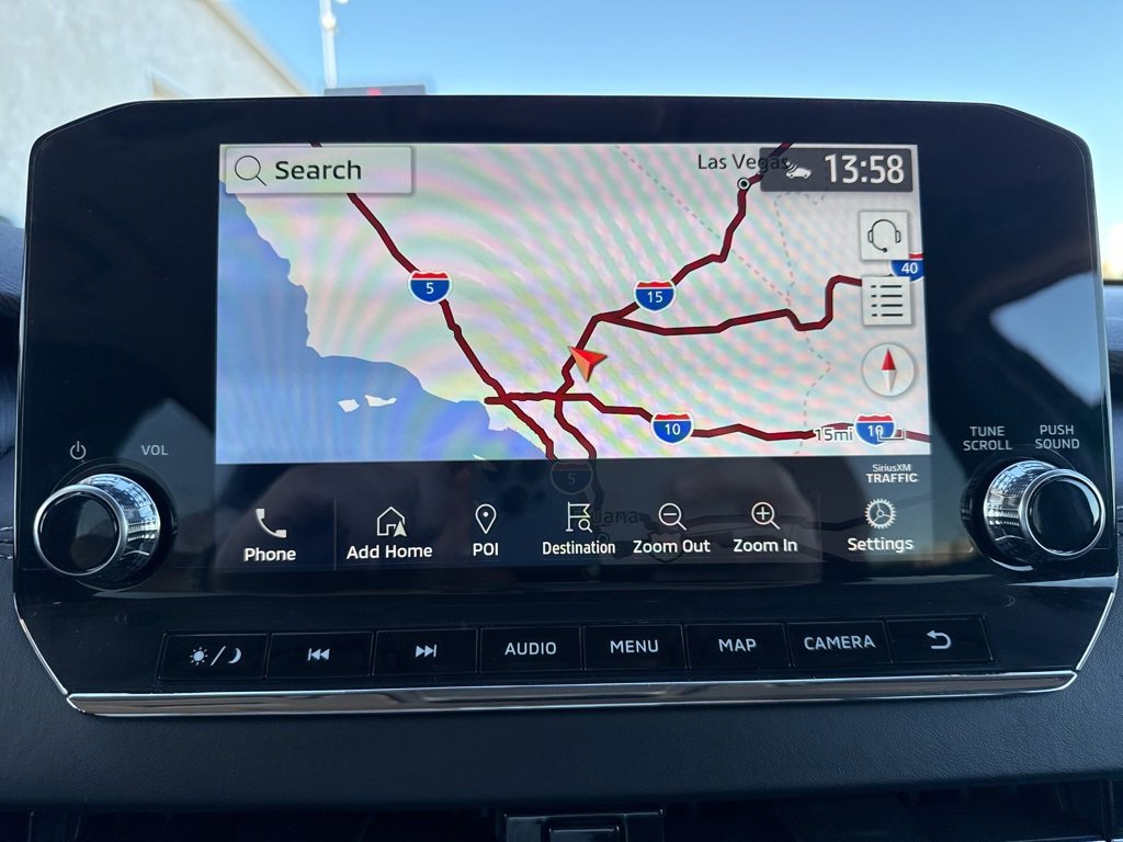 Used 2025 Mitsubishi Outlander SE image 16