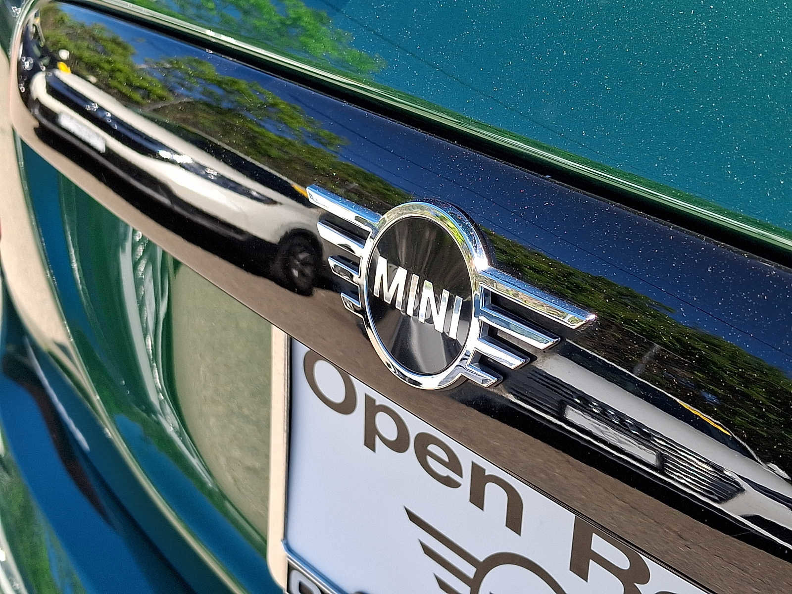 Certified 2024 MINI Cooper S w/ Signature Upholstery Package FWD image 29