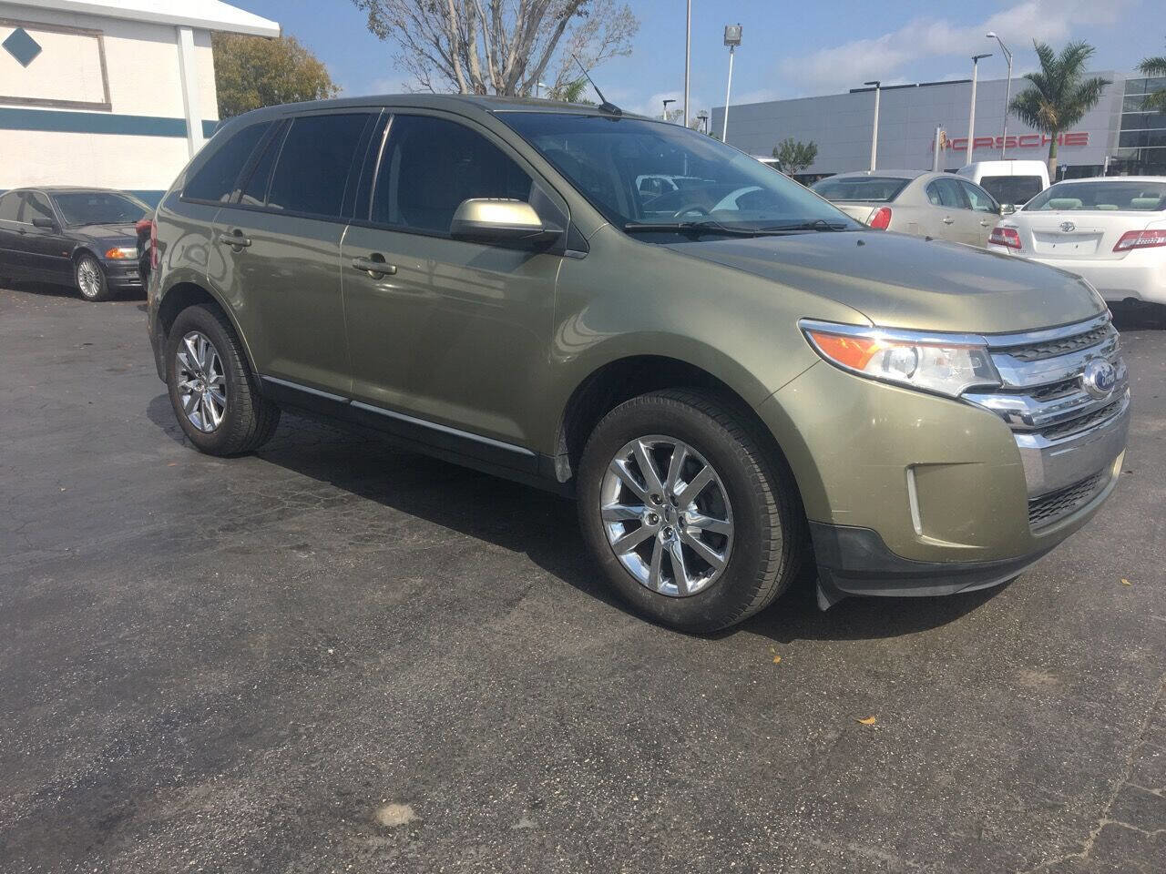 Used 2012 Ford Edge SEL FWD image 1