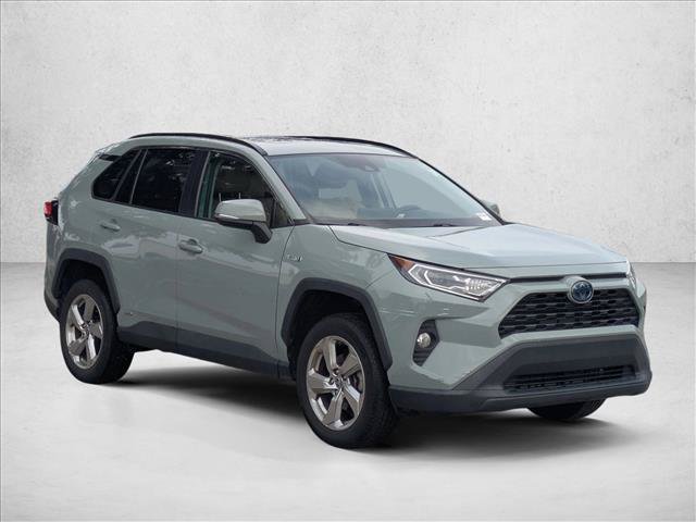 Used 2021 Toyota RAV4 XLE Premium AWD/4WD image 3
