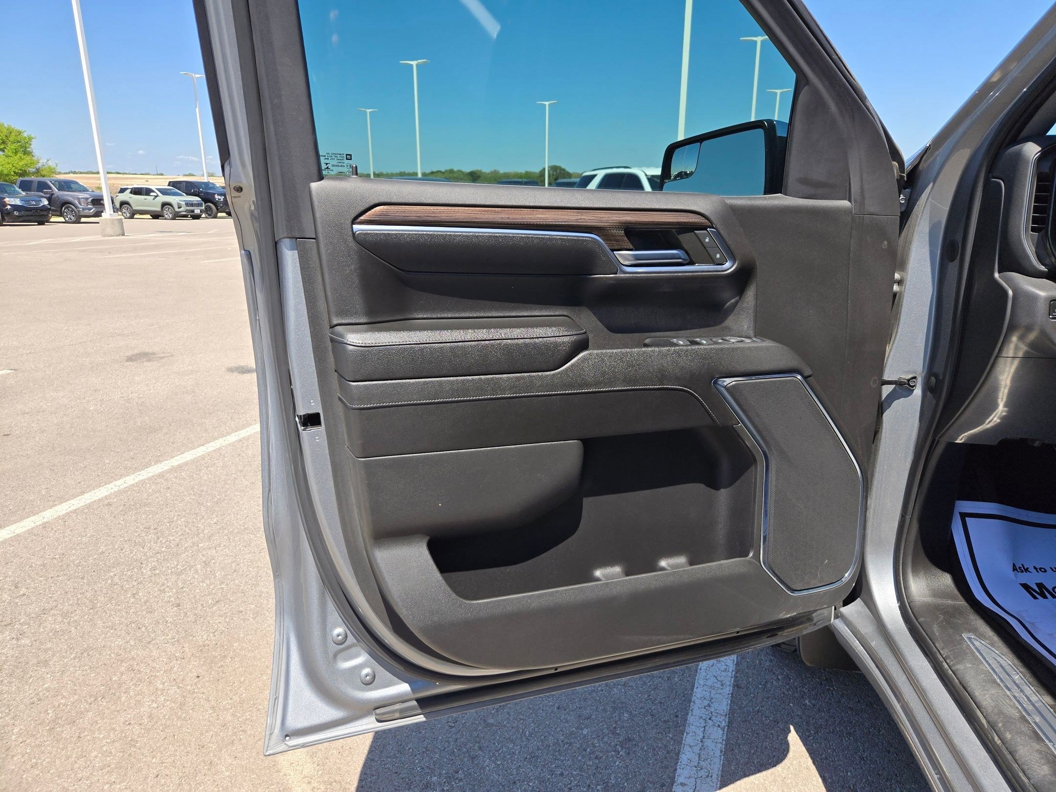 Certified 2023 Chevrolet Silverado 1500 LT RWD image 11