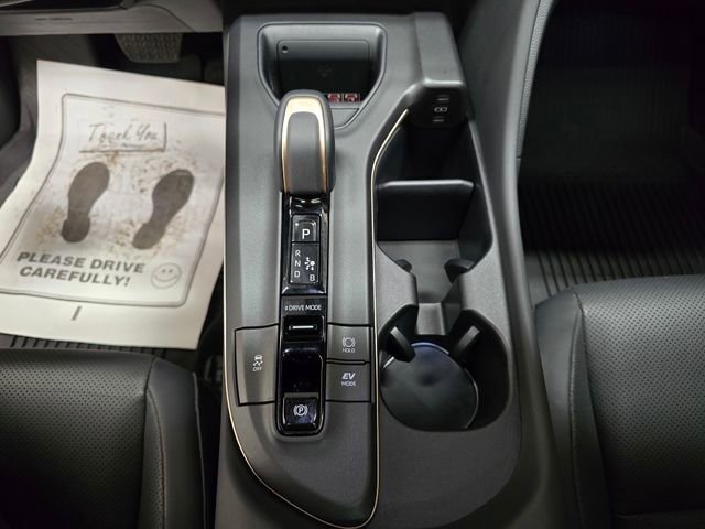 Used 2023 Toyota Crown Limited w/ Advanced Technology Package image 22