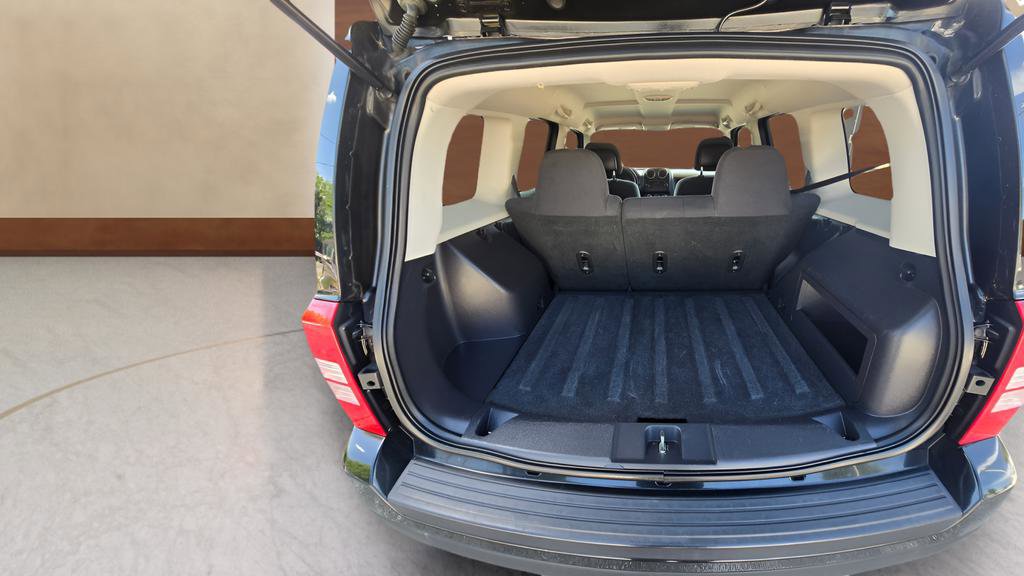 Used 2014 Jeep Patriot Latitude FWD image 27