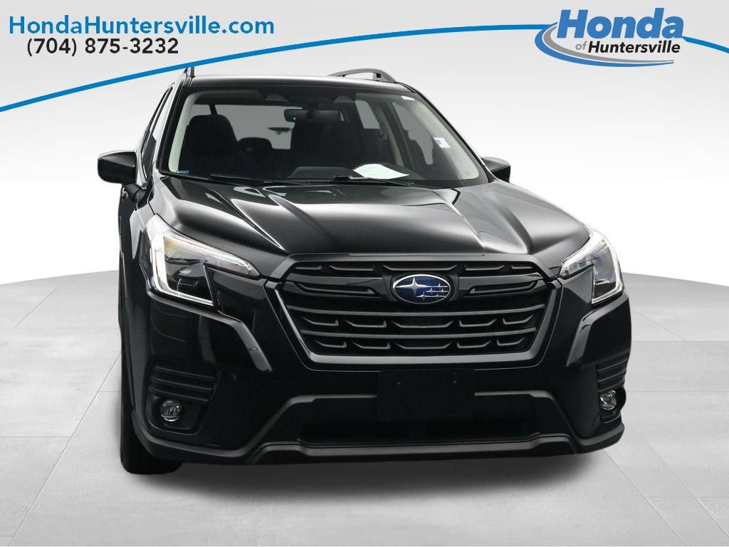 Used 2024 Subaru Forester Premium AWD/4WD image 7