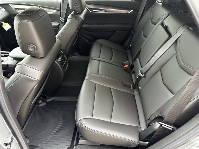New 2025 Cadillac XT5 Luxury w/ LPO, Floor Liner Package image 5