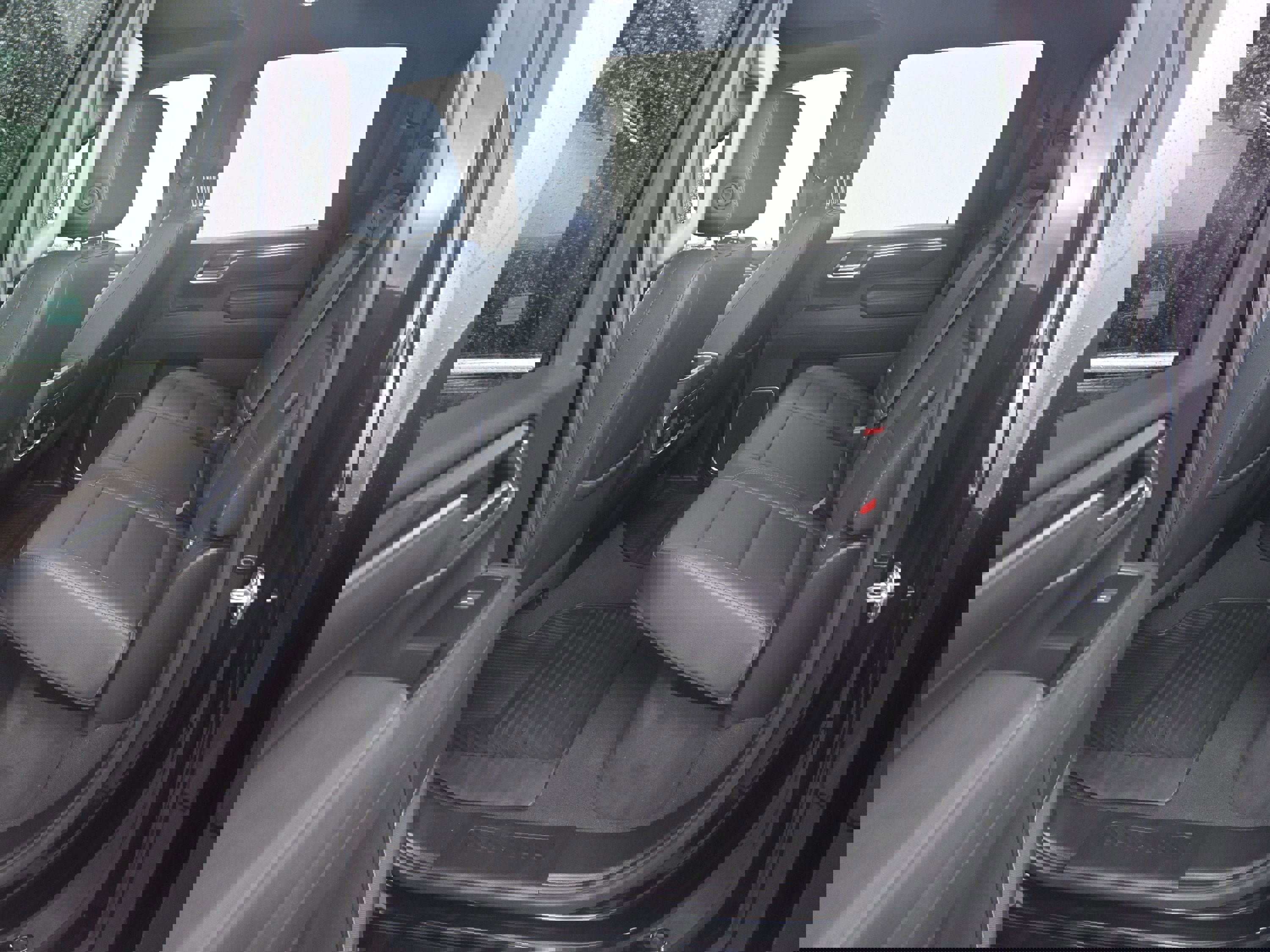 Certified 2025 Chevrolet Silverado 2500 LTZ w/ LTZ Convenience Package image 27