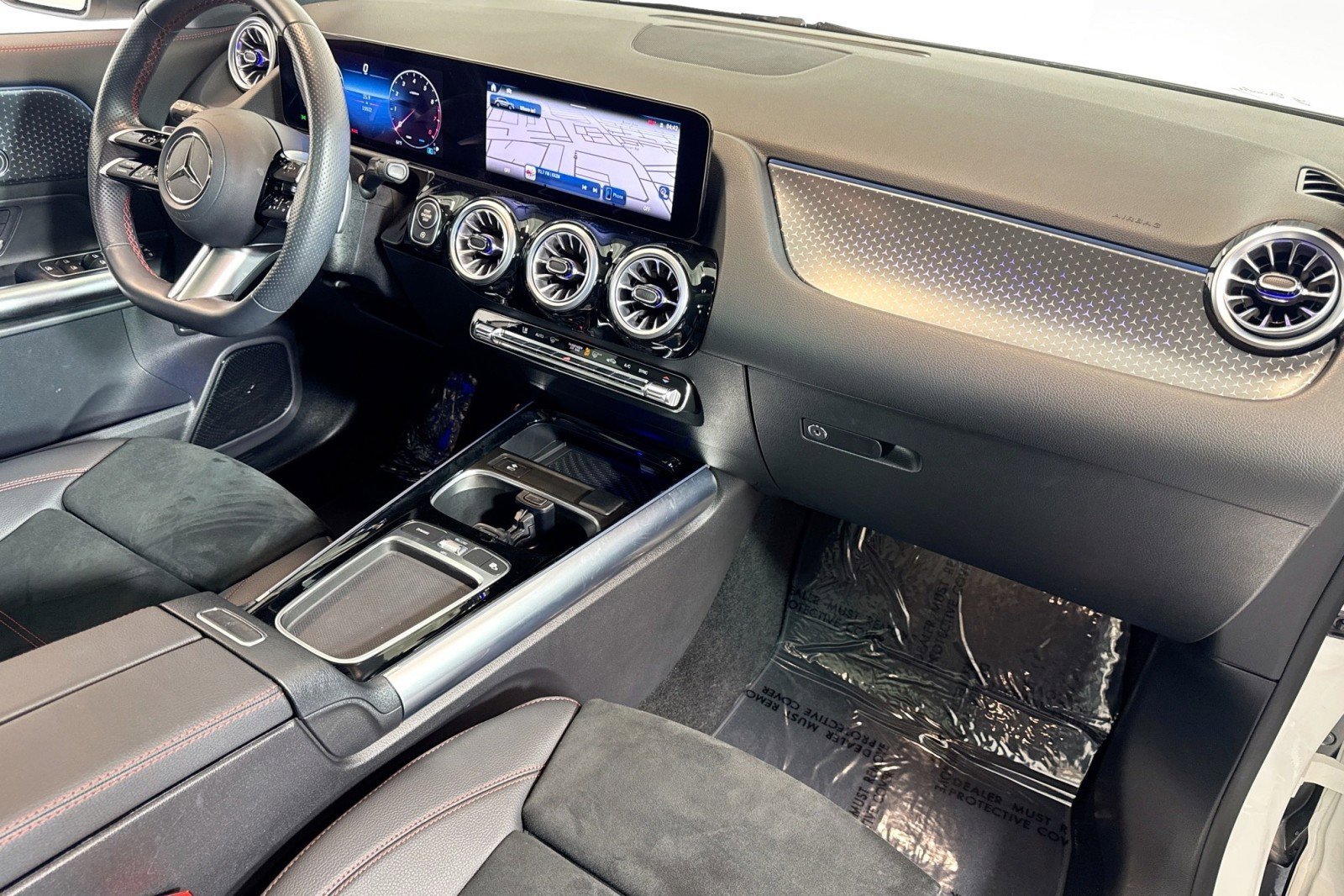 Certified 2025 Mercedes-Benz GLA 250 4MATIC image 28