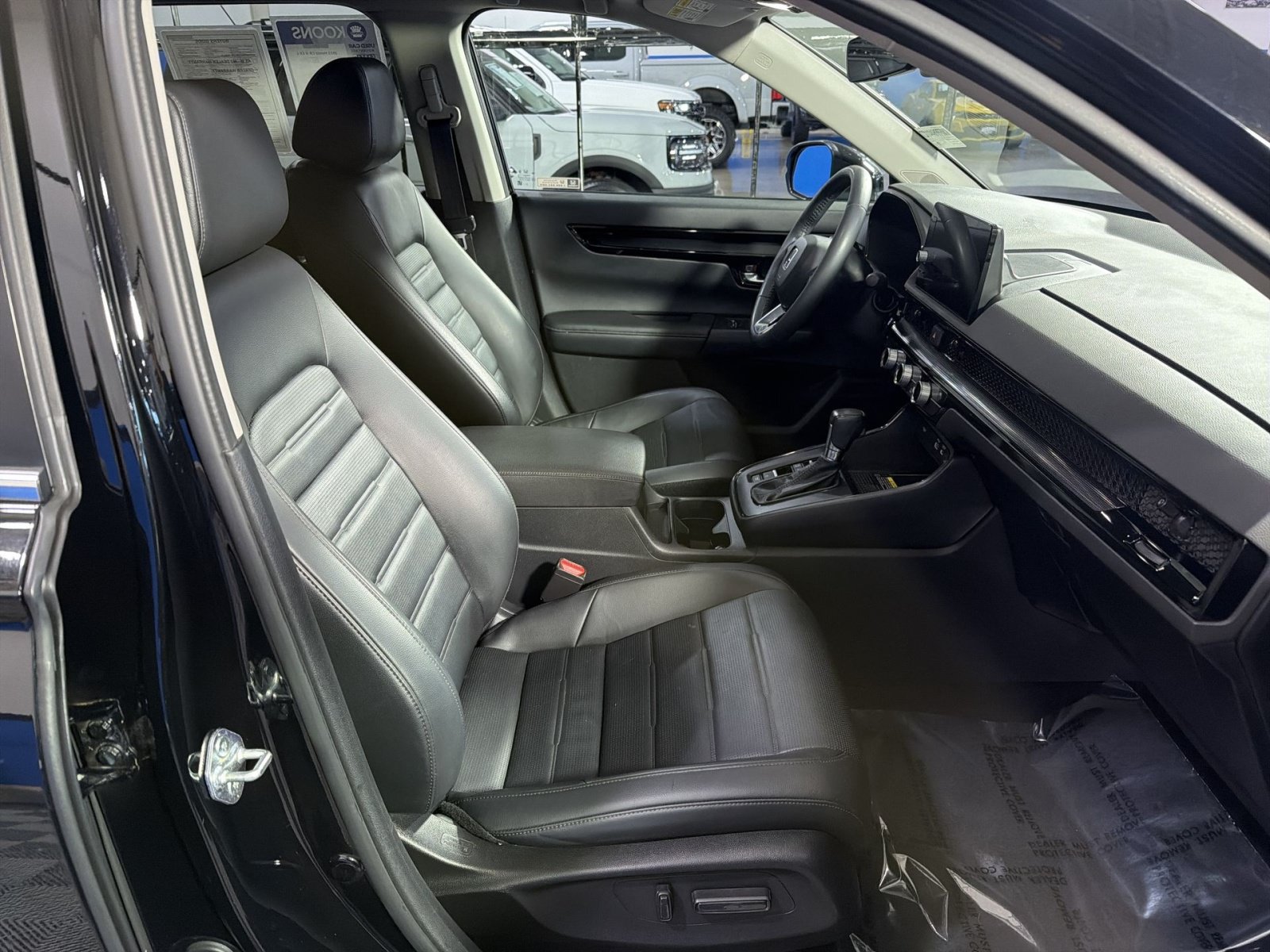 Used 2023 Honda CR-V EX-L image 25