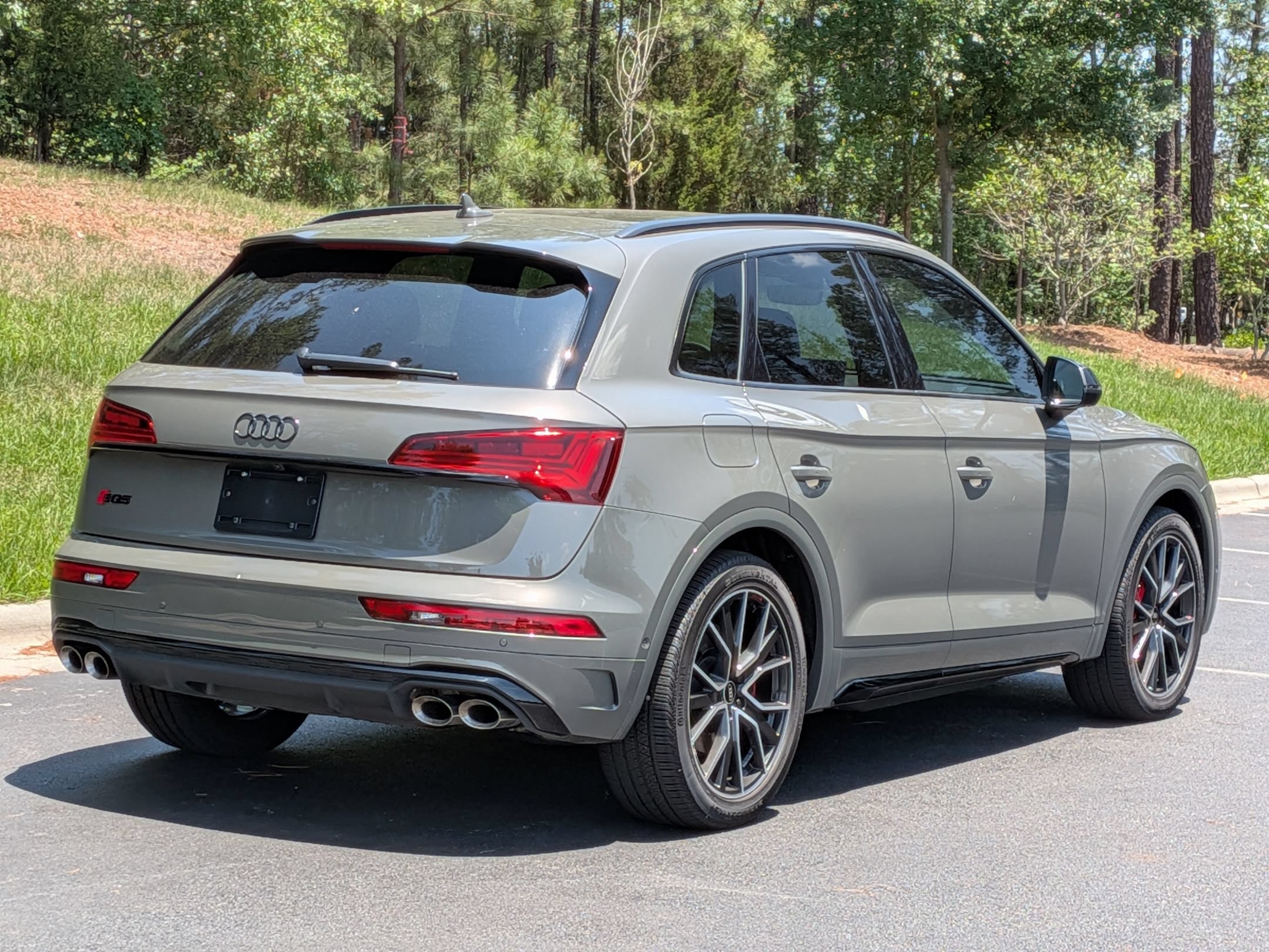 Used 2023 Audi SQ5 Prestige w/ Prestige Package AWD/4WD image 31