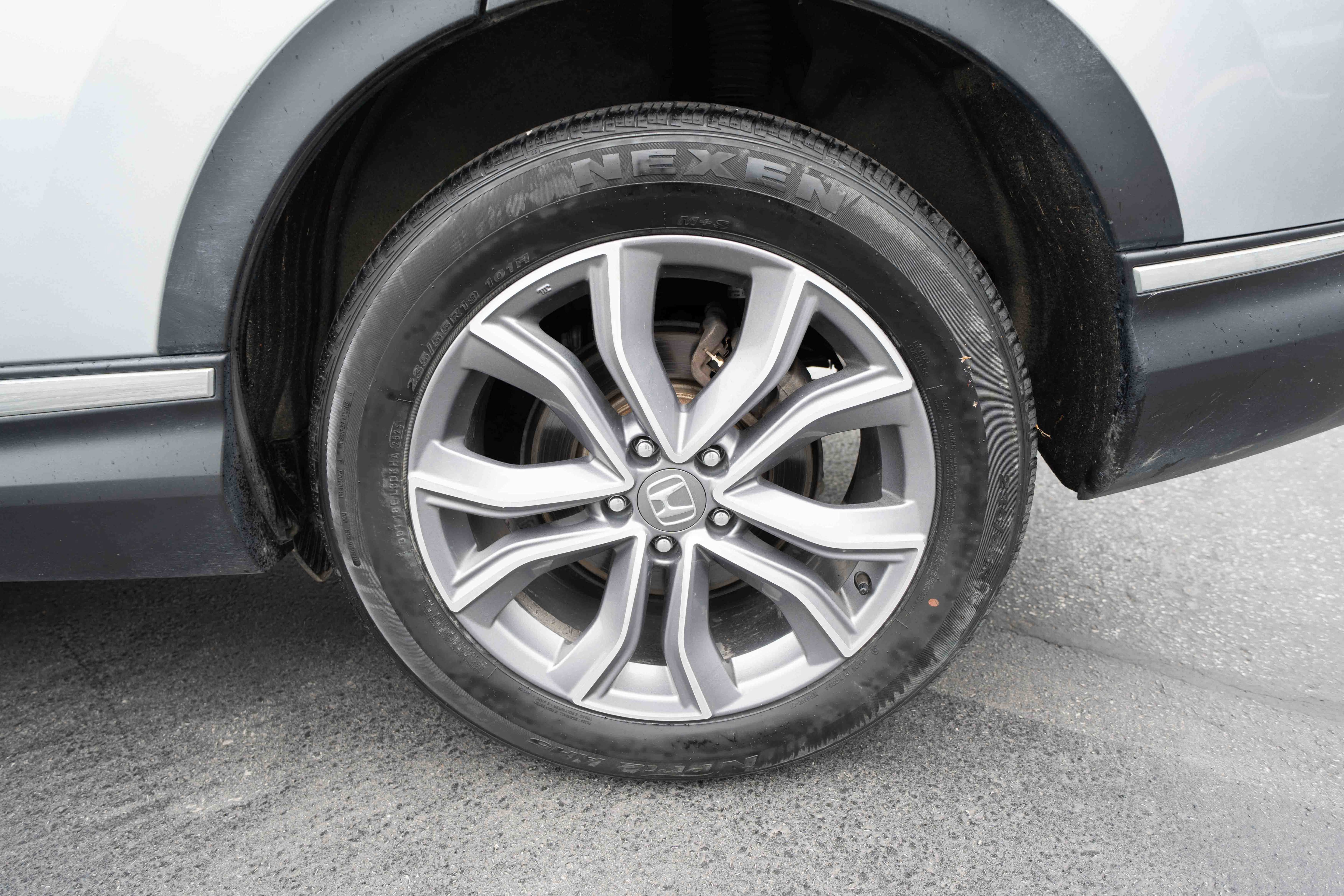 Used 2020 Honda CR-V Touring image 29