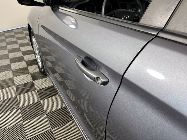 Used 2019 Hyundai Elantra SE FWD image 13