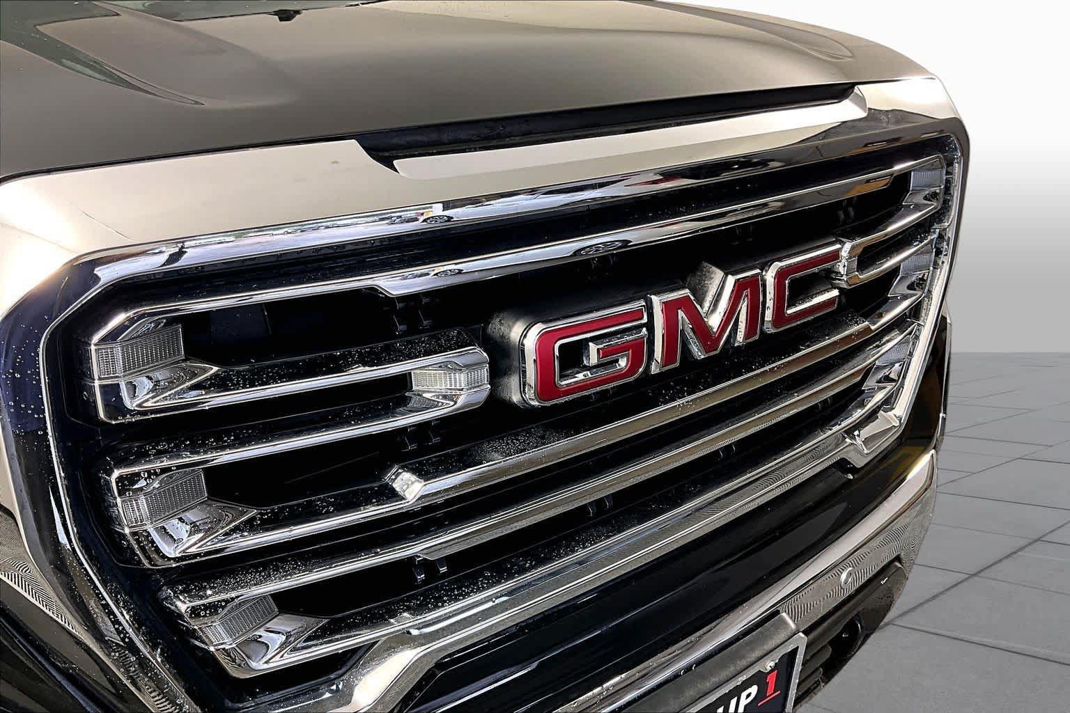 Used 2020 GMC Sierra 1500 SLT RWD image 28