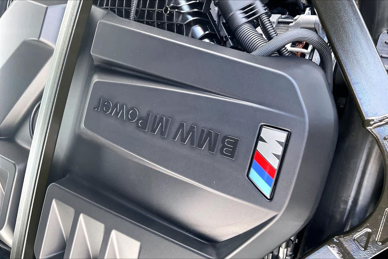 Used 2023 BMW M4 xDrive Competition w/ M Driver's Package AWD/4WD image 32