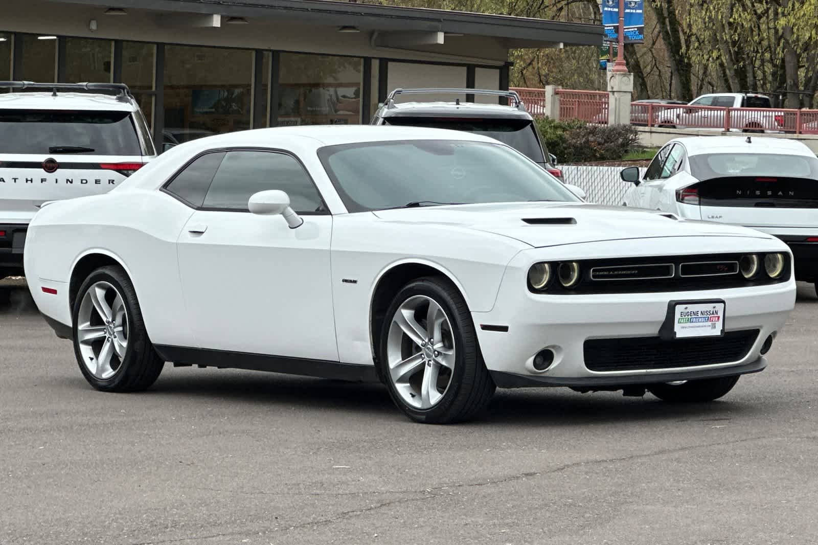Used 2015 Dodge Challenger R/T w/ Quick Order Package 28B R/T RWD image 9