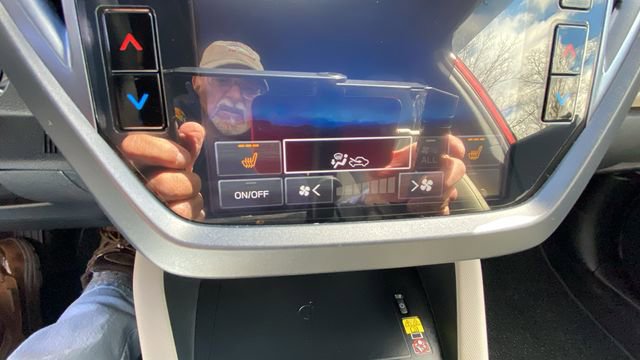 Used 2025 Subaru Forester Limited image 28