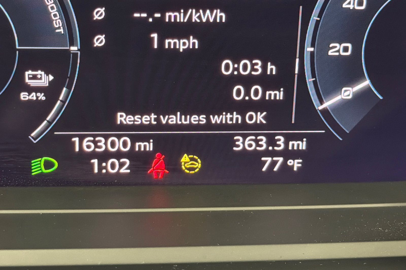 Used 2023 Audi Q4 e-tron Premium Plus w/ Premium Plus image 24