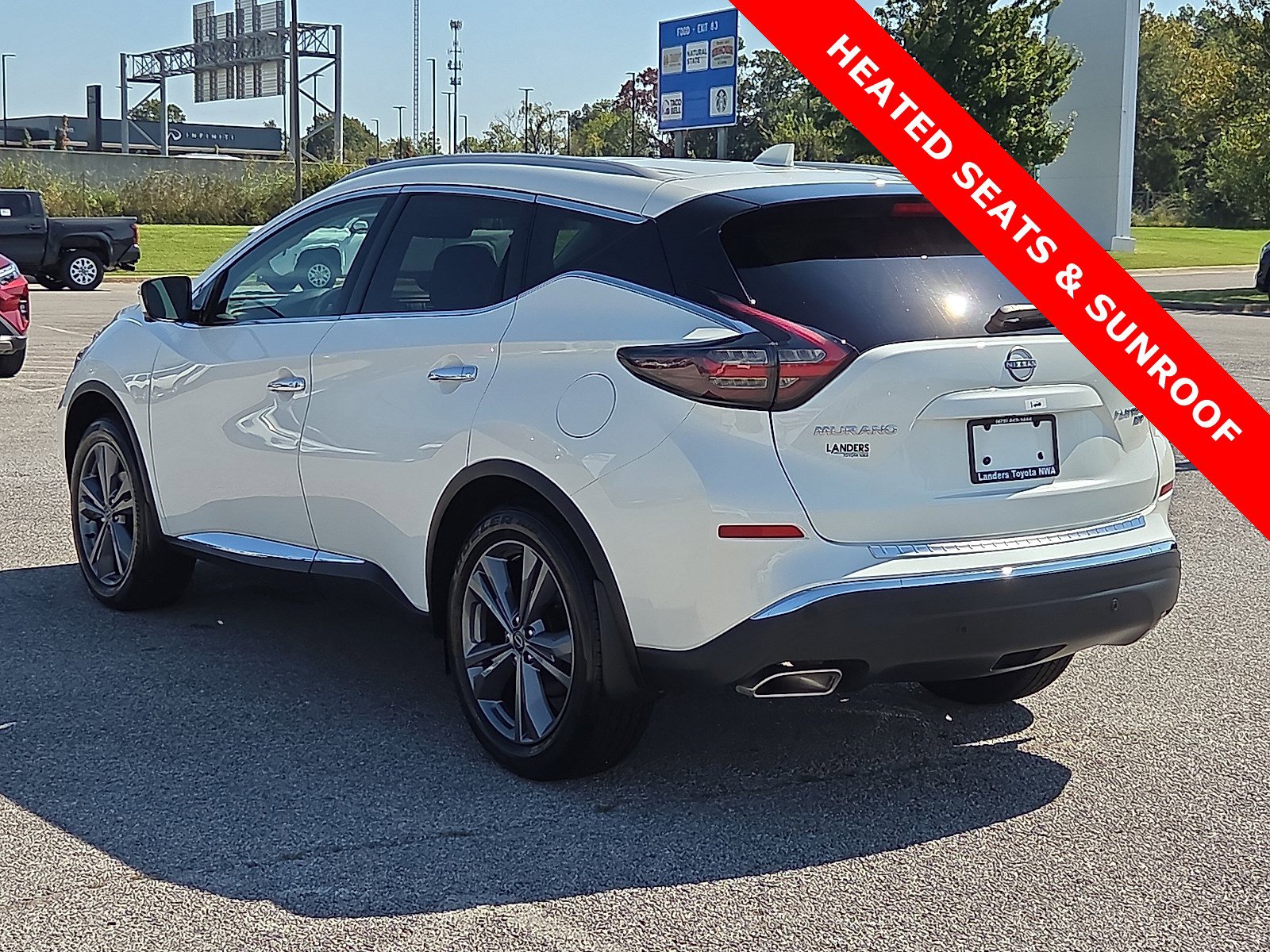 Used 2024 Nissan Murano Platinum w/ Cargo Package image 4
