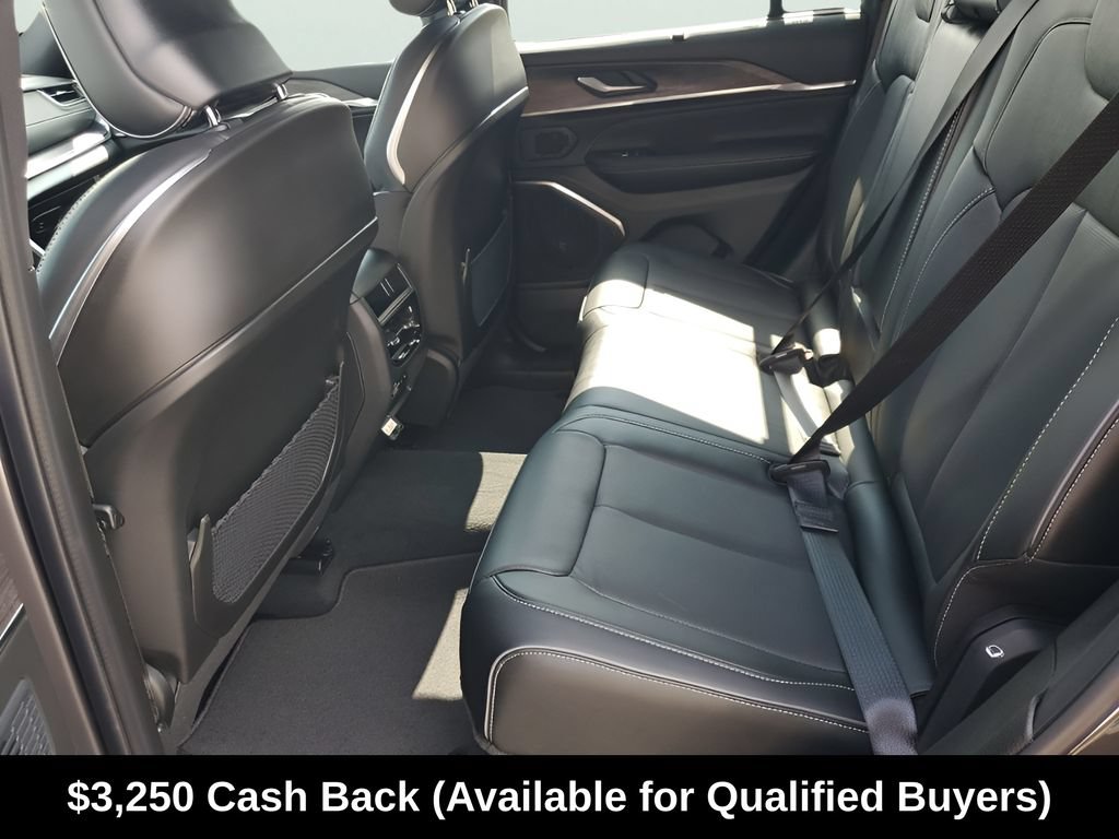 New 2025 Jeep Grand Cherokee Overland w/ Adv Protech Group III AWD/4WD image 26