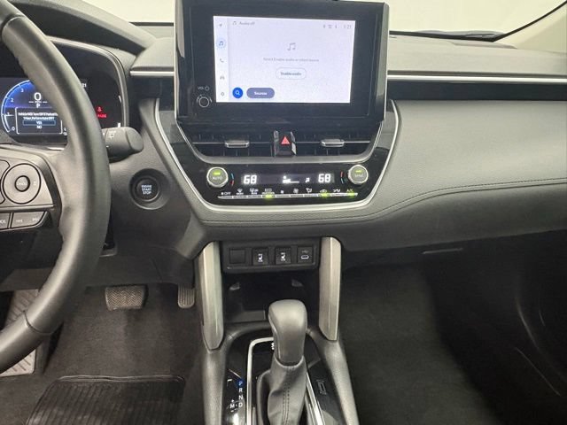 Used 2025 Toyota Corolla Cross XLE FWD image 20