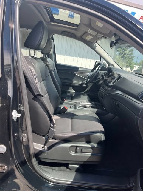 Used 2022 Honda Pilot Special Edition image 30