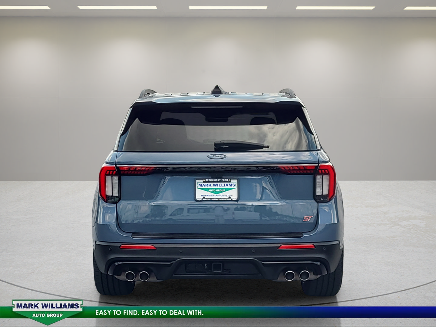 Used 2025 Ford Explorer ST AWD/4WD image 5